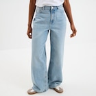 Promo Jeans large coton denim double stone femme à 25,99 € dans le catalogue La Halle à Verdun