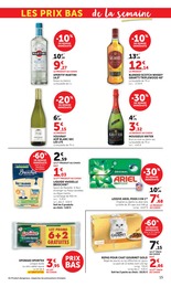Offre Vin Blanc dans le catalogue U Express du moment à la page 15