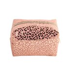 Trousse maquillage leopard pink dans le catalogue B&M