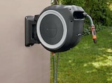 Dévidoir mural automatique rollup 30 m - GARDENA en promo chez Leroy Merlin Dévidoir mural automatique rollup 30 m - GARDENA dans le catalogue Leroy Merlin