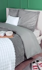 Parure housse de couette velours côtelé en promo chez Stokomani Calais à 24,99 €