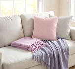 Wohndecke mit Fransen im aktuellen Thomas Philipps Prospekt