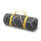 Picknickdecke mit Tragefunktion und wasserfester Unterseite im Angebot bei Volkswagen in Gotha Picknickdecke mit Tragefunktion und wasserfester Unterseite Angebote bei Volkswagen Gotha für 39,90 €