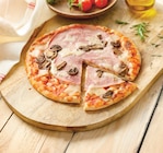 Promo Pizza Jambon Supérieur Champignons Mozzarella à 6,99 € dans le catalogue Intermarché Contact à Fleurance