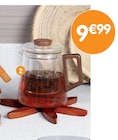 Théière avec anse en bois en promo chez B&M Toulon à 9,99 €