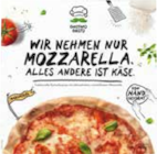 Aktuelles Pizza Angebot bei EDEKA in Augsburg ab 3,33 €