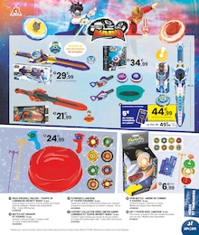 Prix et réduction Toupie Beyblade dans le prospectus JouéClub en cours Offre Toupie Beyblade dans le catalogue JouéClub du moment à la page 205