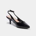 Escarpins vernis à talons noir femme dans le catalogue La Halle