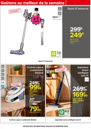 Offre Aspirateur dans le catalogue Carrefour du moment à la page 77
