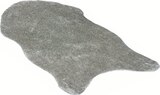 Kunstfellteppich für 5,99 € bei ROLLER im Angebot Kunstfellteppich im aktuellen ROLLER Prospekt