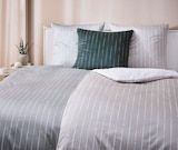 Satin-Bettwäsche-Garnitur „Stripes“ von Dieter Knoll im aktuellen XXXLutz Möbelhäuser Prospekt für 34,99 €
