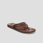 Mules plates marron homme - CREEKS en promo chez La Halle Mules plates marron homme - CREEKS dans le catalogue La Halle