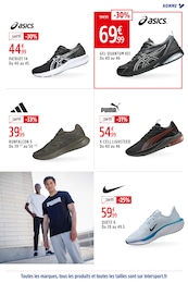 Prix et réduction Baskets Homme dans le prospectus Intersport en cours Offre Baskets Homme dans le catalogue Intersport du moment à la page 17