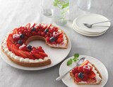 TARTE COURONNE AUX FRUITS ROUGES MASCARPONE - AUCHAN en promo chez Auchan Hypermarché TARTE COURONNE AUX FRUITS ROUGES MASCARPONE - AUCHAN dans le catalogue Auchan Hypermarché