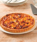 Bi1 Sellières - Promo Tarte aux pommes ou tarte clafoutis aux pommes 6 parts Promo Tarte aux pommes ou tarte clafoutis aux pommes 6 parts à 3,49 € dans le catalogue Bi1 à Sellières