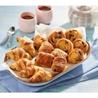 Mini-viennoiseries pur beurre en promo à 3,50 € chez Carrefour Market Mini-viennoiseries pur beurre dans le catalogue Carrefour Market