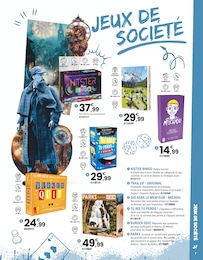 Offre Jeu De Société dans le catalogue JouéClub du moment à la page 7