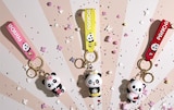 Porte-clés panda Kawaii en promo chez Maxi Bazar Porte-clés panda Kawaii dans le catalogue Maxi Bazar