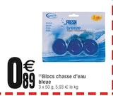 (1)Blocs chasse d’eau bleue - Ultra Fresh en promo chez Carrefour Tourcoing à 0,89 €