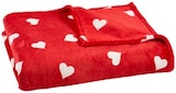Kuscheldecke oder Deko-Kissen im Angebot bei Penny in Langenhagen Kuscheldecke oder Deko-Kissen Angebote von HOME IDEAS bei Penny Langenhagen für 3,99 €