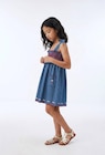 Robe en jean broderies cerises en coton en promo chez Monoprix Margaret Robe en jean broderies cerises en coton dans le catalogue Monoprix Margaret