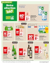 Promos Lait Bio dans le catalogue "Chaque semaine, plus de 3000 offres en magasin" de Auchan Hypermarché à la page 32