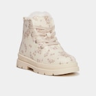 La Halle Saint-Gély-du-Fesc - Promo Bottines fourrées à paillettes creme fille Promo Bottines fourrées à paillettes creme fille à 32,99 € dans le catalogue La Halle à Saint-Gély-du-Fesc