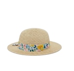 Chapeau fille à Carrefour dans Broût-Vernet