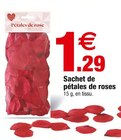 Sachet de pétales de roses en promo chez Bazarland Nancy à 1,29 €