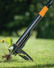 Désherbeur Xact 4 dents - Fiskars en promo chez Super U Nantes à 32,99 €