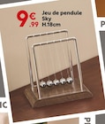Jeu de pendule Sky en promo chez Maxi Bazar Vanves à 9,99 €