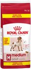 Hundetrockenfutter Medium Adult von Royal Canin im aktuellen REWE Prospekt für 68,99 €
