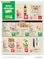 Promos Huile D'olive dans le catalogue "TOUS DANS LE MATCH" de Auchan Hypermarché Huile D'olive en promo dans le catalogue Auchan Hypermarché à la page 30