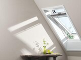 Promo Fenêtre de toit blanche à rotation confort GGL CK02 2076 - H. 78 x l. 55 cm à 329,00 € dans le catalogue Brico Dépôt à Lévis-Saint-Nom