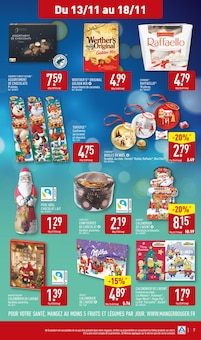 Promo Boules de noël dans le catalogue Aldi du moment à la page 9