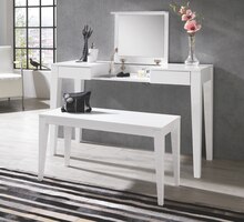 Schminktisch und Sitzbank bei XXXLutz Möbelhäuser in Aachen Schminktisch und Sitzbank im Angebot bei XXXLutz Möbelhäuser Aachen für 99,90 €