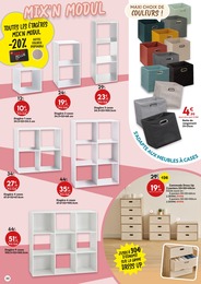Offre Commode dans le catalogue Maxi Bazar du moment à la page 22