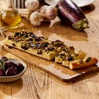 Foccacia olives aubergines en promo chez Carrefour Market Foccacia olives aubergines dans le catalogue Carrefour Market