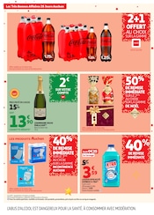 Promos Champagne dans le catalogue "25 JOURS AUCHAN" de Auchan Hypermarché Champagne en promo dans le catalogue Auchan Hypermarché à la page 6