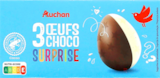 3 OEUFS SURPRISE AU CHOCOLAT LAIT ET BLANC AUCHAN - AUCHAN en promo chez Auchan Hypermarché Saintes à 1,99 €