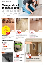 Promos Couches dans le catalogue "La foire de l'habitat" de Weldom Couches en promo dans le catalogue Weldom à la page 11