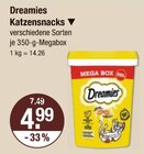 Katzensnacks von Dreamies im aktuellen V-Markt Prospekt für 4,99 €