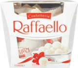 Raffaello - FERRERO en promo chez Aldi Raffaello - FERRERO dans le catalogue Aldi