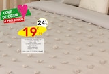 La parure housse de couette tuftée en promo chez Stokomani Saintes à 19,99 €