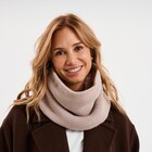 Snood tricoté doublé sable femme dans le catalogue La Halle
