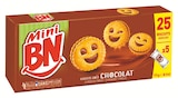 Mini biscuits fourrés goût chocolat - BN dans le catalogue Intermarché Super