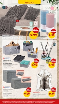 Sitzsack im Penny Prospekt "Wer günstig will, muss Penny." mit 46 Seiten (Freiburg (Breisgau))