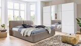 Aktuelle Kleiderschrank Angebote bei XXXLutz Möbelhäuser in Pforzheim Aktuelles Polsterbett Angebot bei XXXLutz Möbelhäuser in Pforzheim ab 699,00 €