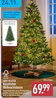 Künstlicher Weihnachtsbaum von HOME CREATION im aktuellen ALDI Nord Prospekt