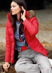 Daunen-Jacke bei Peek und Cloppenburg in Kassel Daunen-Jacke im Angebot bei Peek und Cloppenburg Kassel für 249,99 €